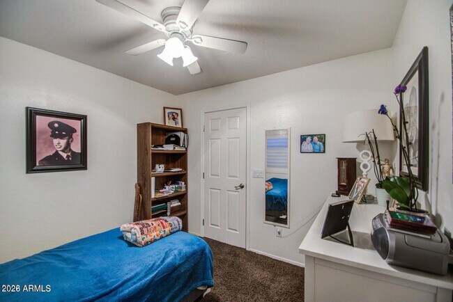 Building Photo - 3904 E Leah Ct