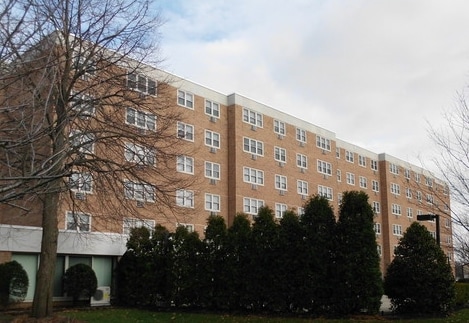 Primary Photo - Hudson Manor