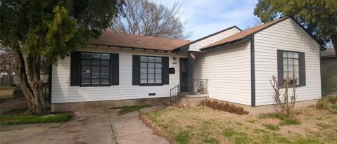 Building Photo - 1449 Nash St
