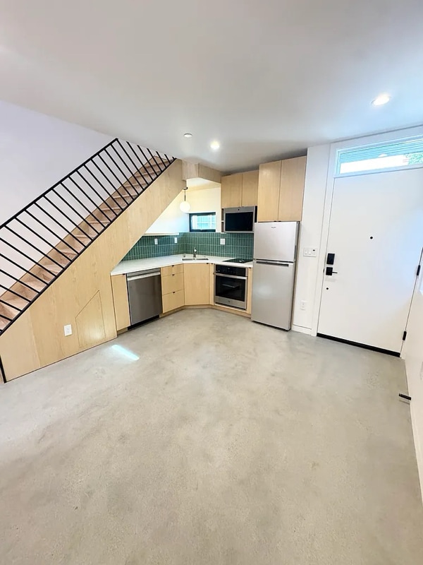 Building Photo - 1405 Tomato Alley