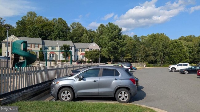 Building Photo - 16303 Taconic Cir