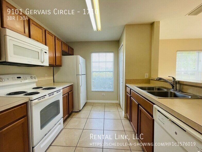 Building Photo - 9101 Gervais Cir