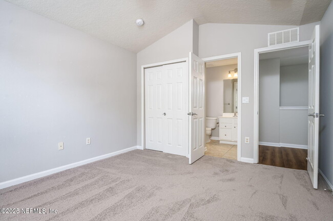 Building Photo - 6606 White Blossom Cir