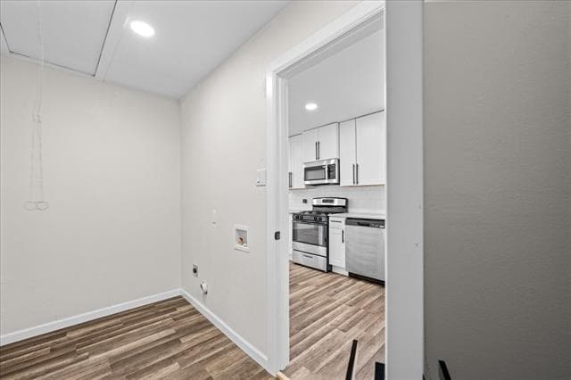 Building Photo - 3528 Hilton Dr