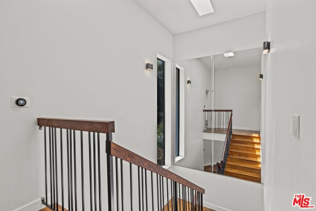Building Photo - 2646 Rinconia Dr