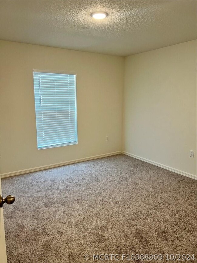 Building Photo - 4067 SW Port St Lucie Blvd