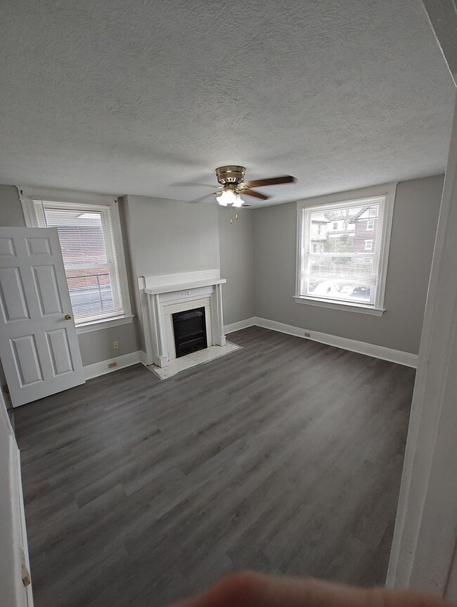 Building Photo - 1526 Dixmont Ave