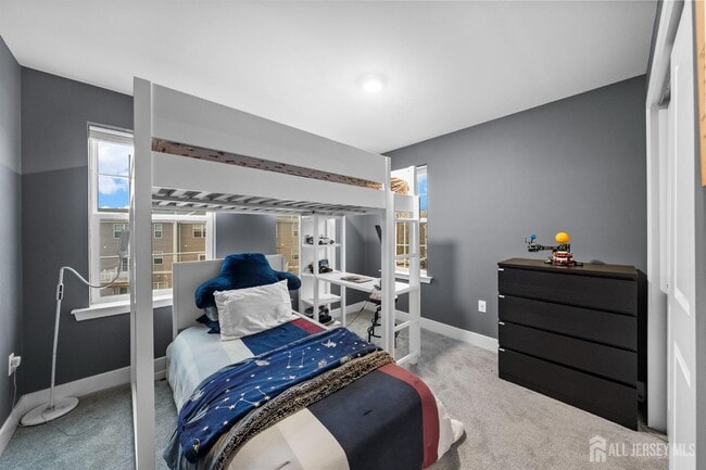 Building Photo - 1901 Swales Ct