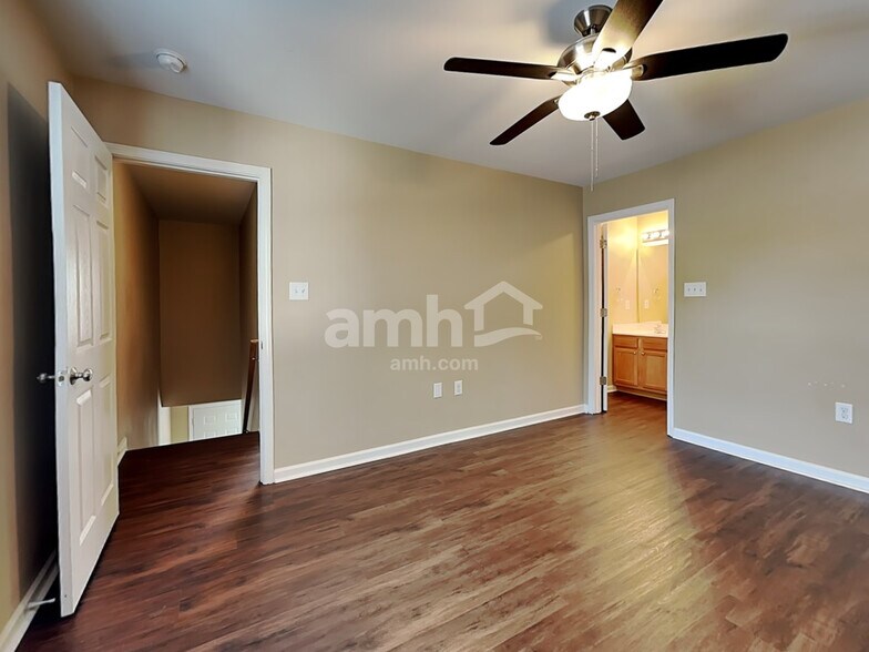 Building Photo - 71 Wolf Creek Ln