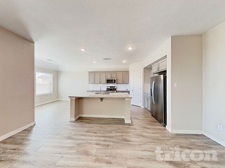 Building Photo - 2019 Clear Br Wy