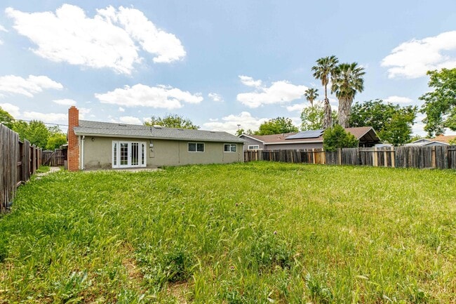 Building Photo - 3 bed 2 bath home for RENT in Stockton