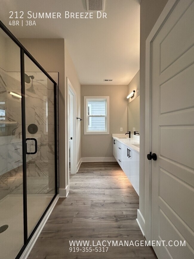 Building Photo - 212 Summer Breeze Dr