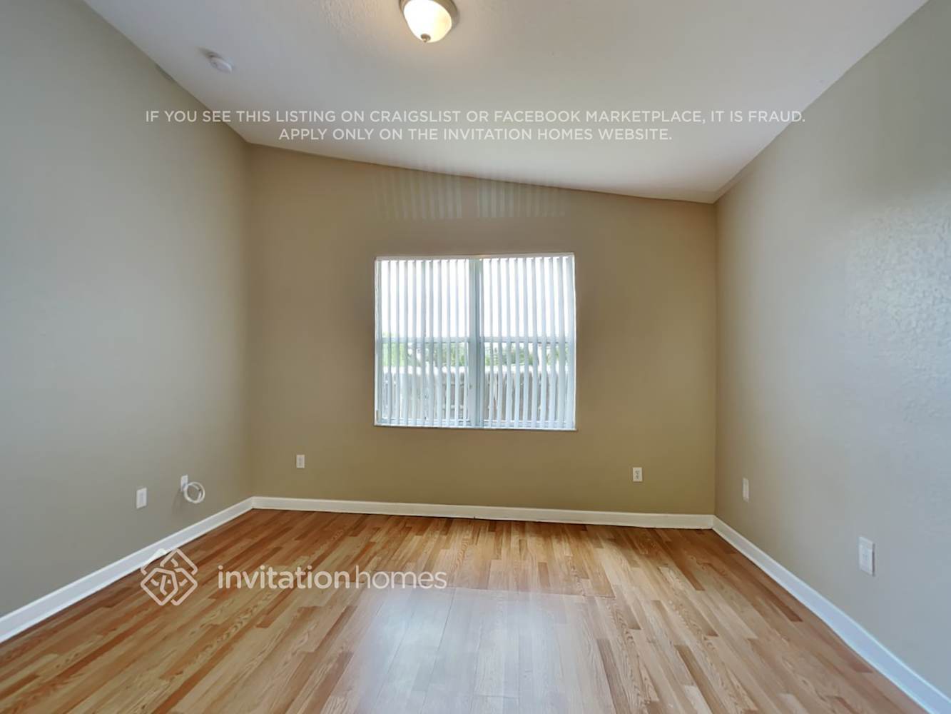 Building Photo - 15551 SW 21st Terrace