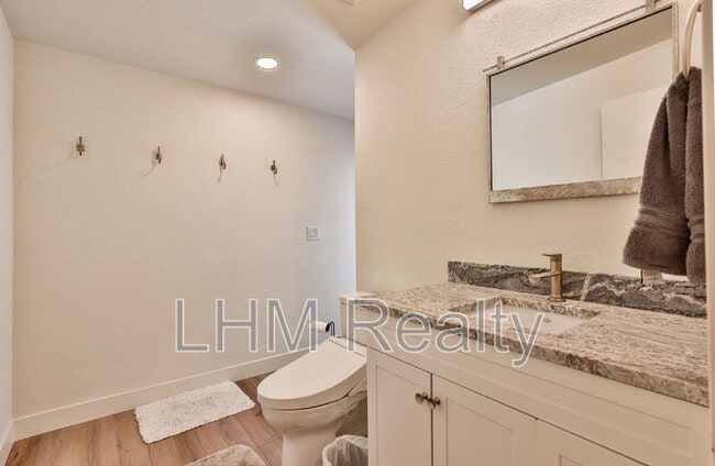 Building Photo - 1045 Leisure World