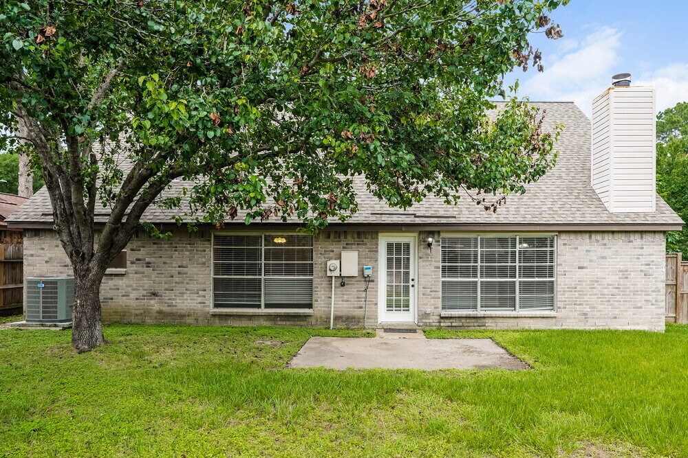 Building Photo - 3542 Lindenfield Dr
