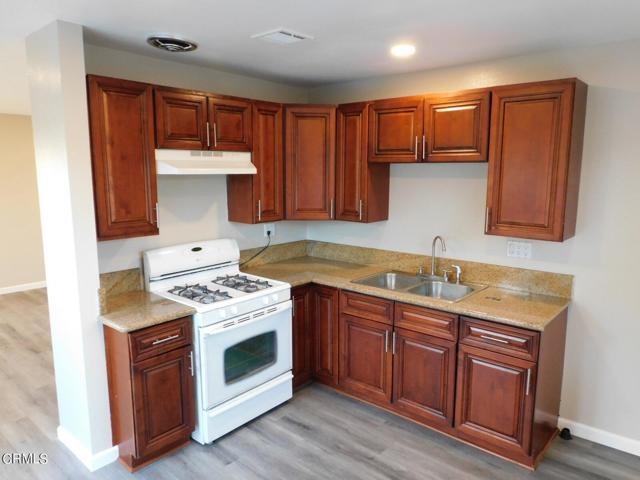 Building Photo - 74 Abrazo Dr