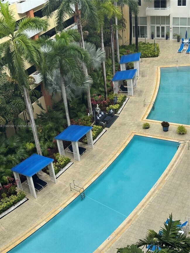 Building Photo - 18800 NE 29th Ave