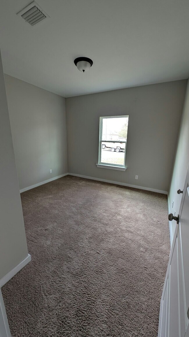 Building Photo - 316 Kennesaw Ave