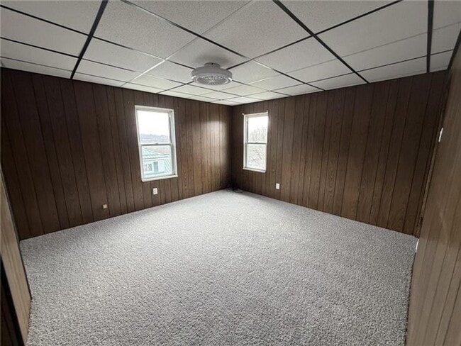 Building Photo - 1154 Eisenhower Dr