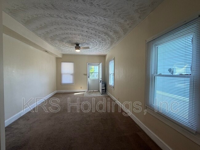 Building Photo - 754 Fremont St