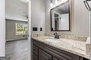 Building Photo - 9432 Cypress Ln