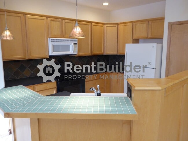 Building Photo - CALL US TODAY AT (505) 808-6467 TO SCHEDUL...
