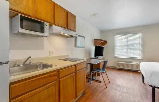 Building Photo - Furnished Studio-Charleston - North Charle...