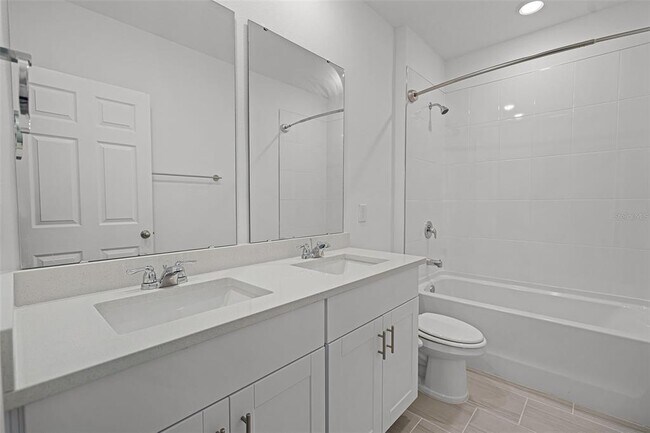 Building Photo - 4751 Bernard Blvd