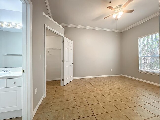 Building Photo - 145 Reserve Cir