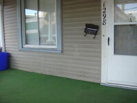 Building Photo - 1298-BLD