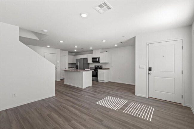 Building Photo - Contemporary 2025  3BD Home Featuring Open-Concept Living & Large Loft