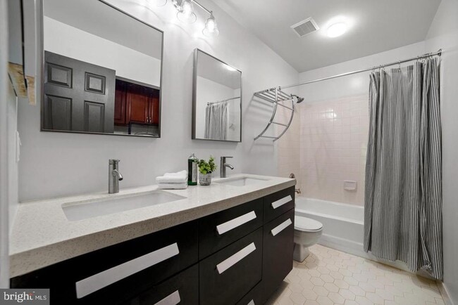 Building Photo - 5309 Tractor Ln