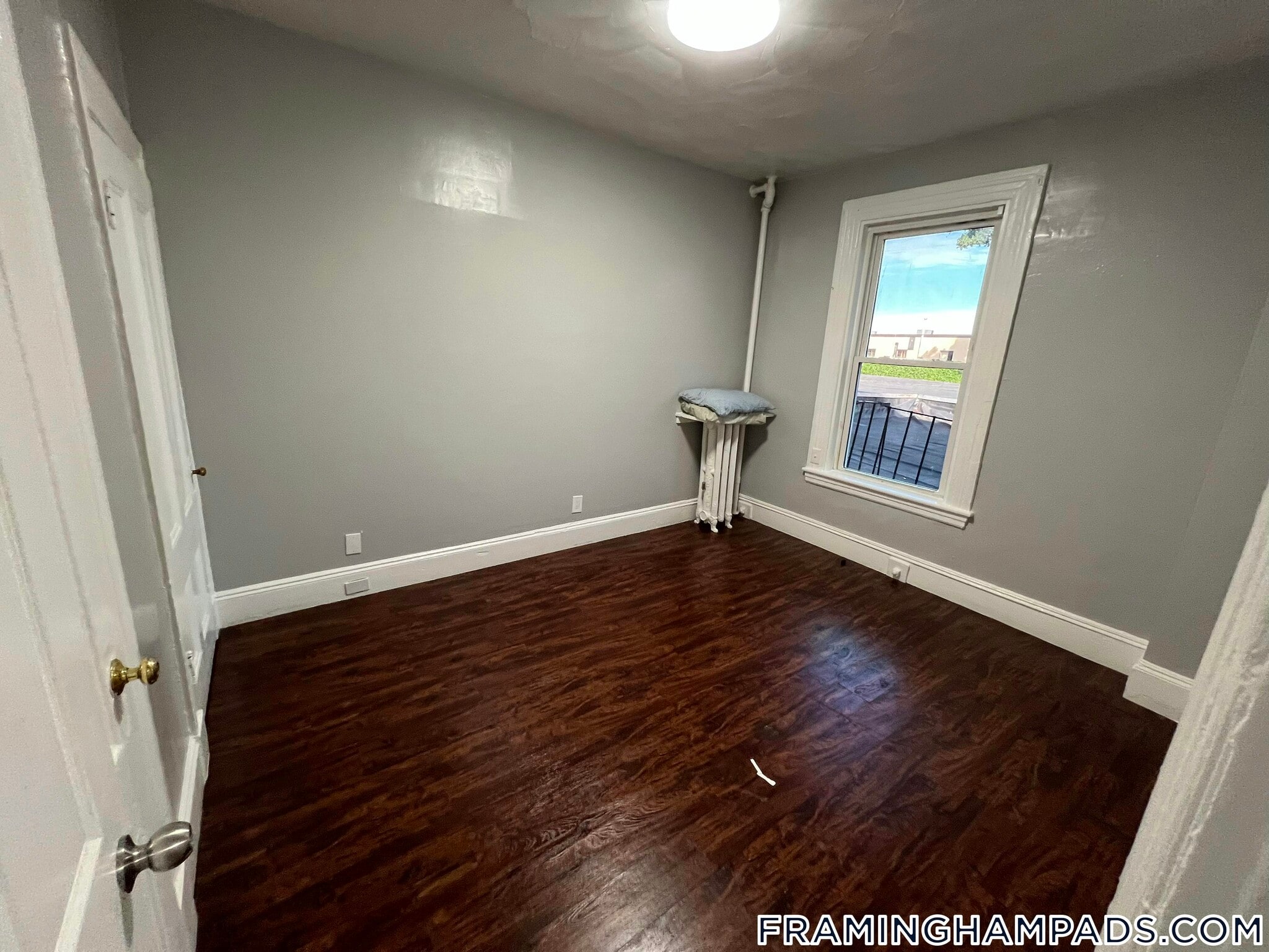 Building Photo - 64 Hollis St