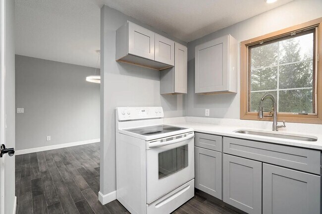 Building Photo - 411-413 Belle Aire Dr
