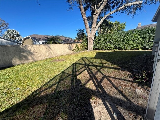 Building Photo - 3921 Talah Dr