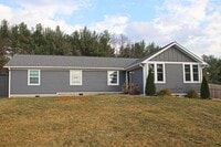 Building Photo - 3205 Oak Ridge Rd