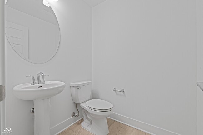 Building Photo - 15440 Cardonia Rd