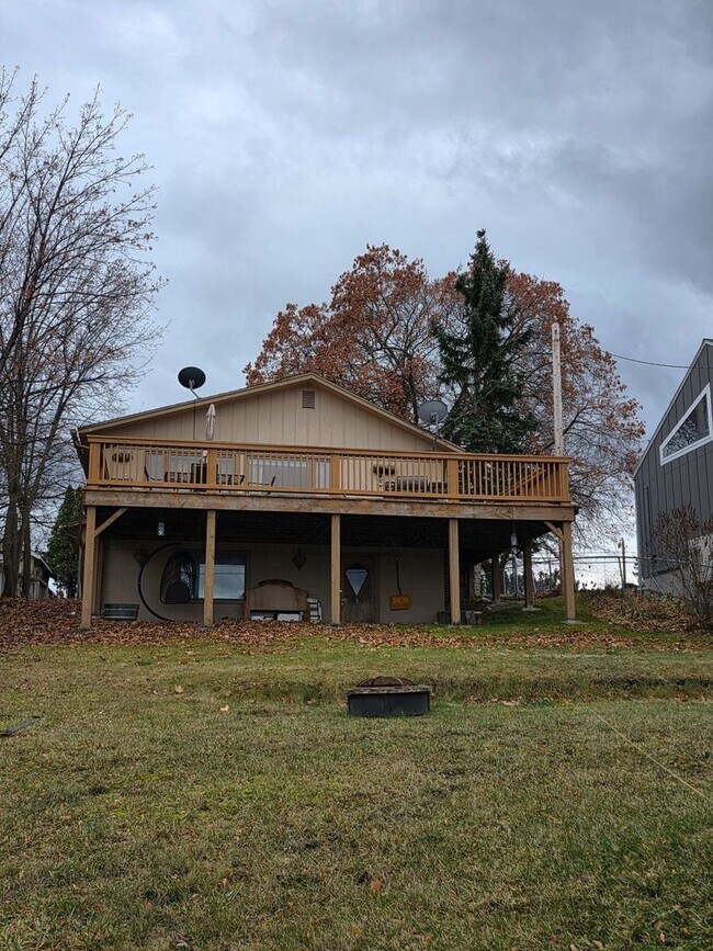 Building Photo - Corcoran