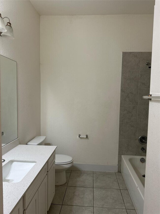 Building Photo - 11204 Charger Wy