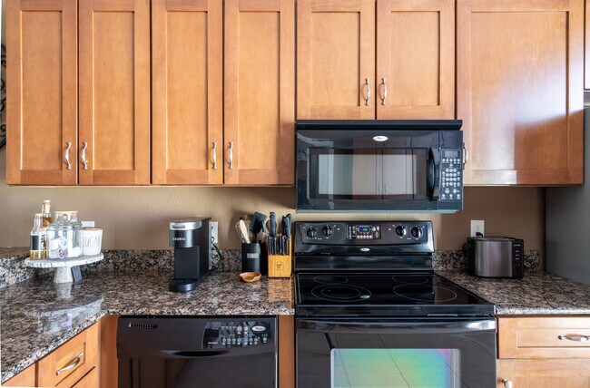 Building Photo - 8904 Duval Ln