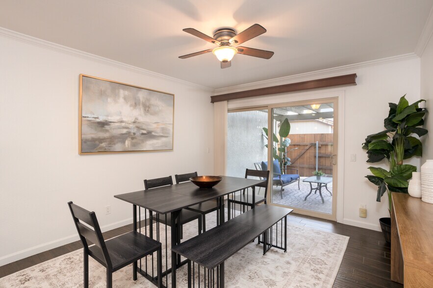 Building Photo - 5244 Edge Park Way