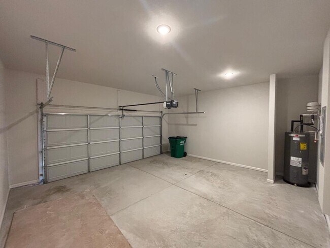 Building Photo - 226-C Alston Ridge Dr