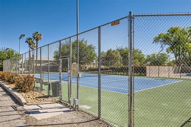Building Photo - 1362 Dorothy Ave