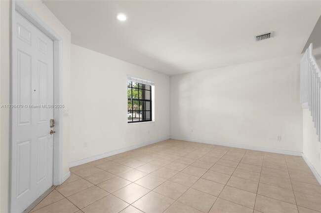 Building Photo - 9314 W 33rd Ln