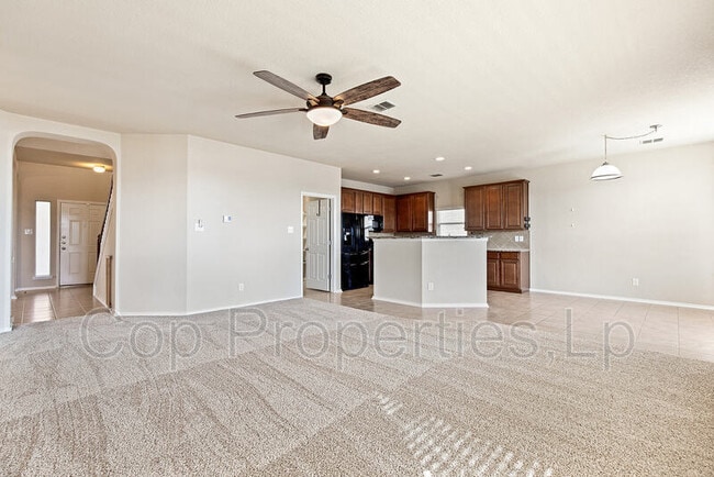 Building Photo - 12638 Red Maple Way