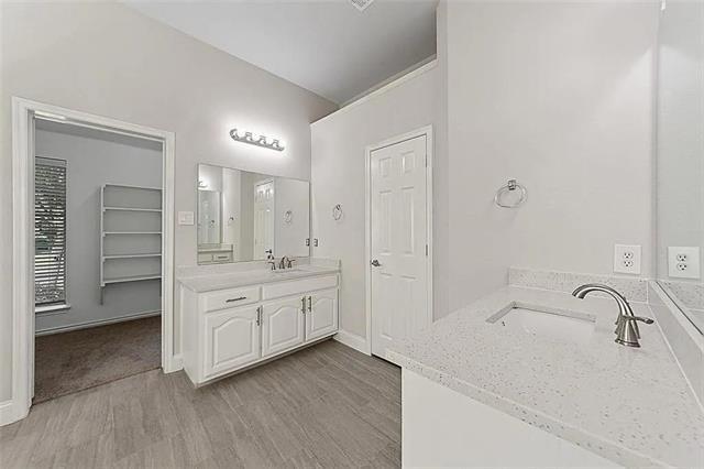 Building Photo - 13981 Fall Harvest Dr