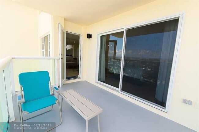 Building Photo - 6000 N Ocean Blvd
