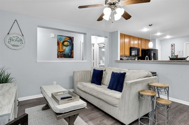 Building Photo - 3015 Beacon Grove St