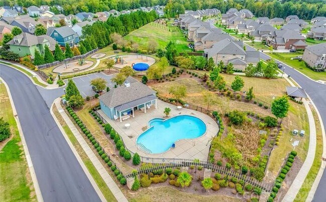 Building Photo - Stunning All-Brick Home in BridgeMill Community!