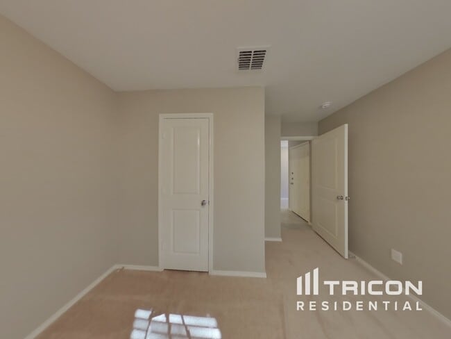 Building Photo - 1612 Clairborne Ct